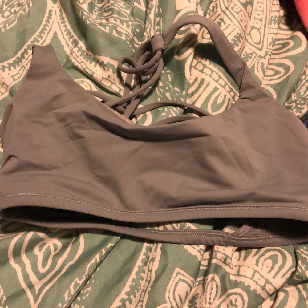 Lululemon free to be wild sports bra - size6